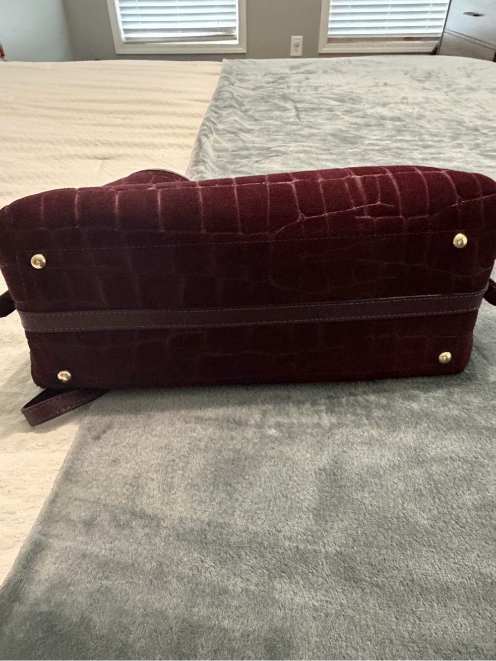 Cheval Firenze Croc-Texture Structured Satchel in Deep Burgundy - Picture 2 of 5